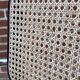 Chaise Cesca B64 avec accoudoirs by Marcel Breuer Design en noir