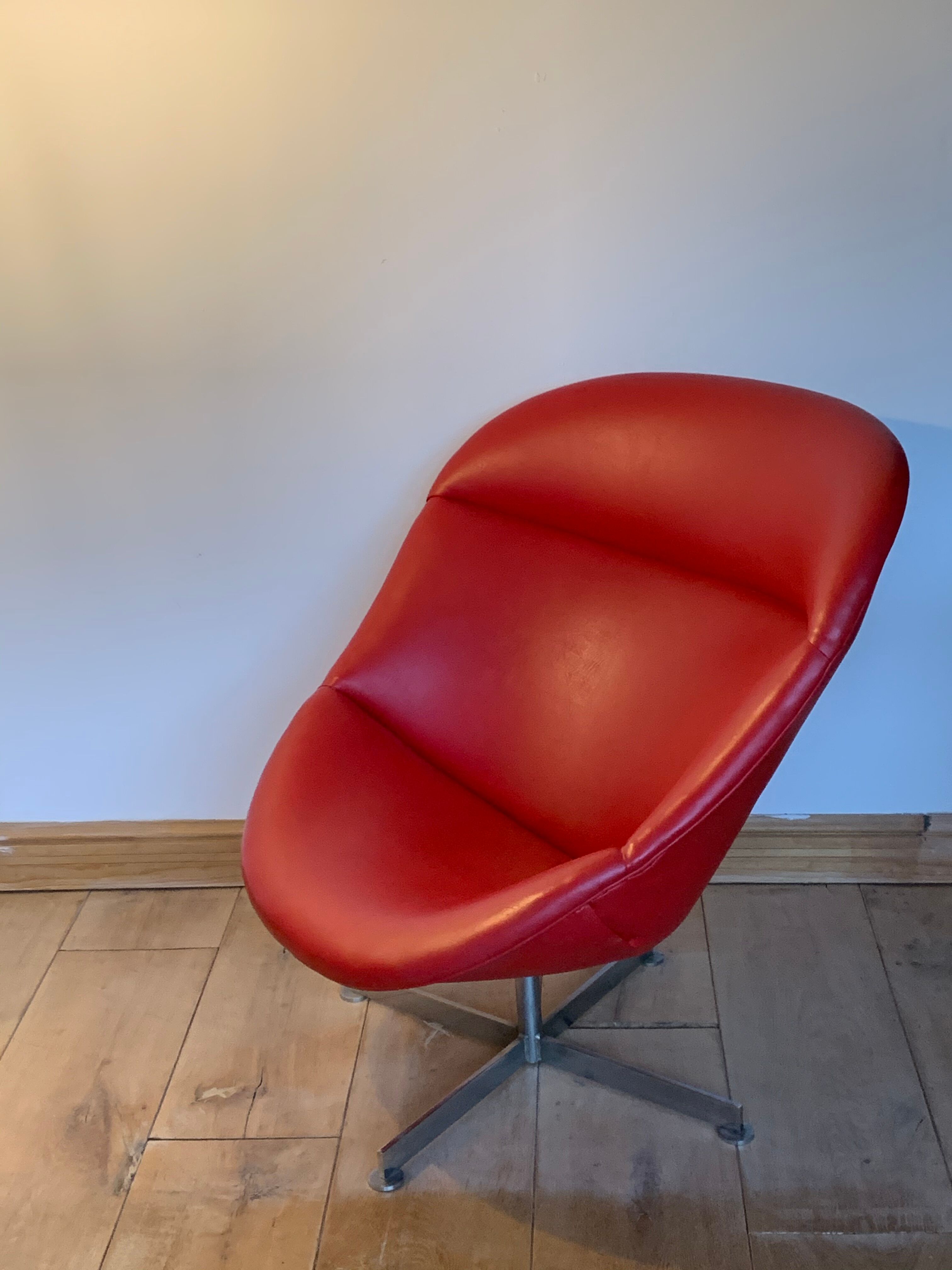 Fauteuil Egg vintage Rohé Noordwolde, années 1960