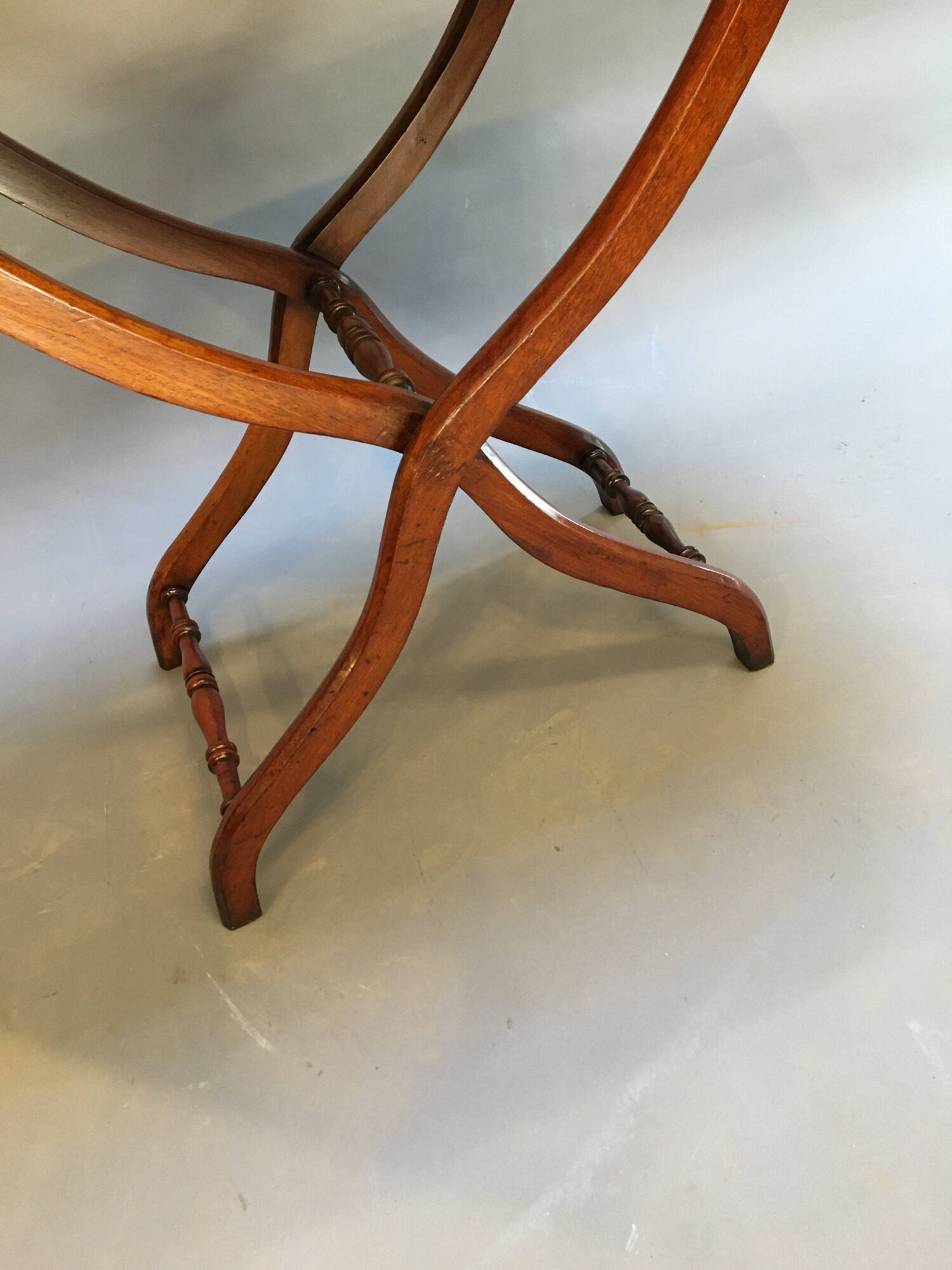 Victorian mahogany coaching table