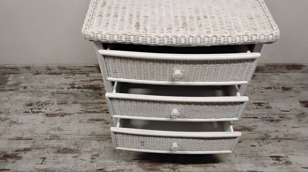 Commode et chevet en rotin blanc