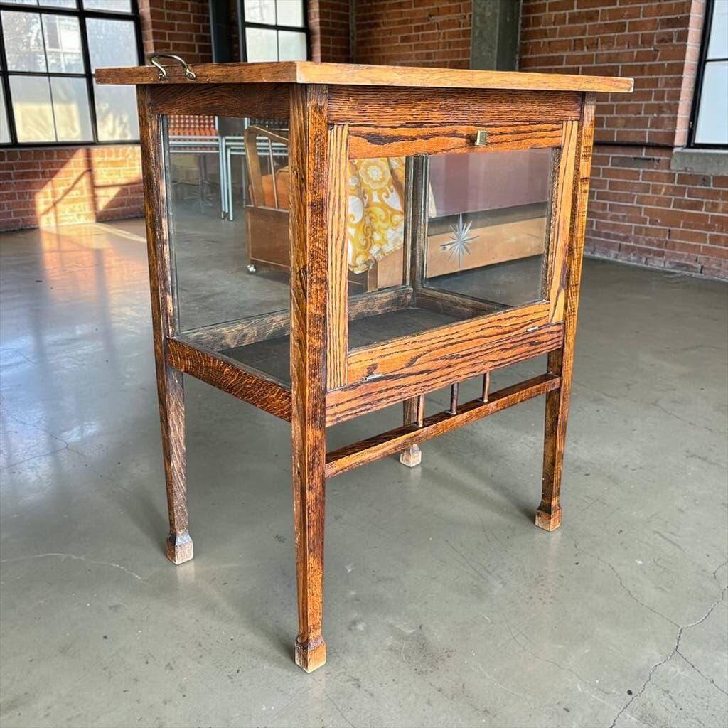 Vitrine / meuble à thé / meuble vitrine vintage en bois