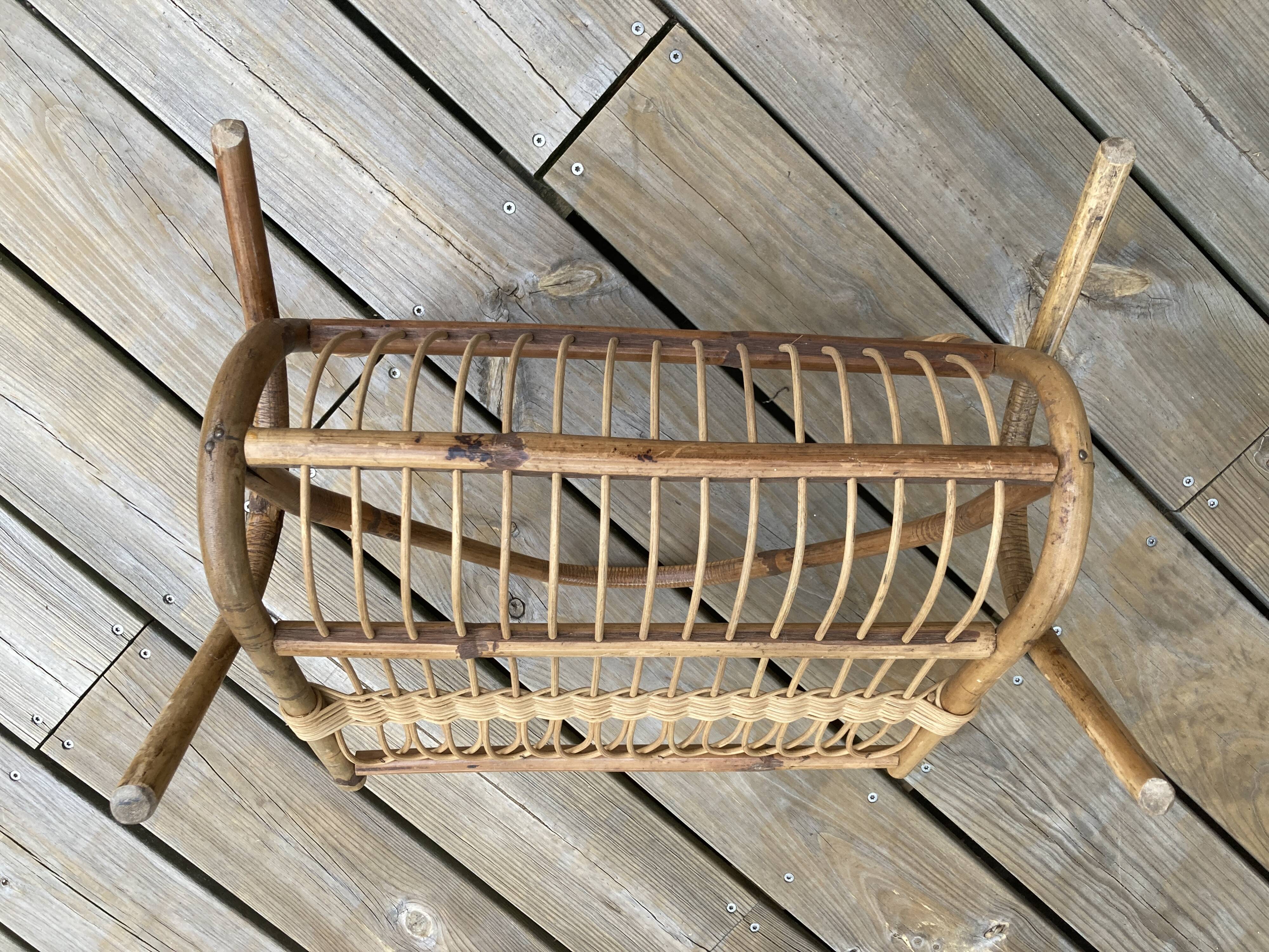 Porte-revues rotin vintage