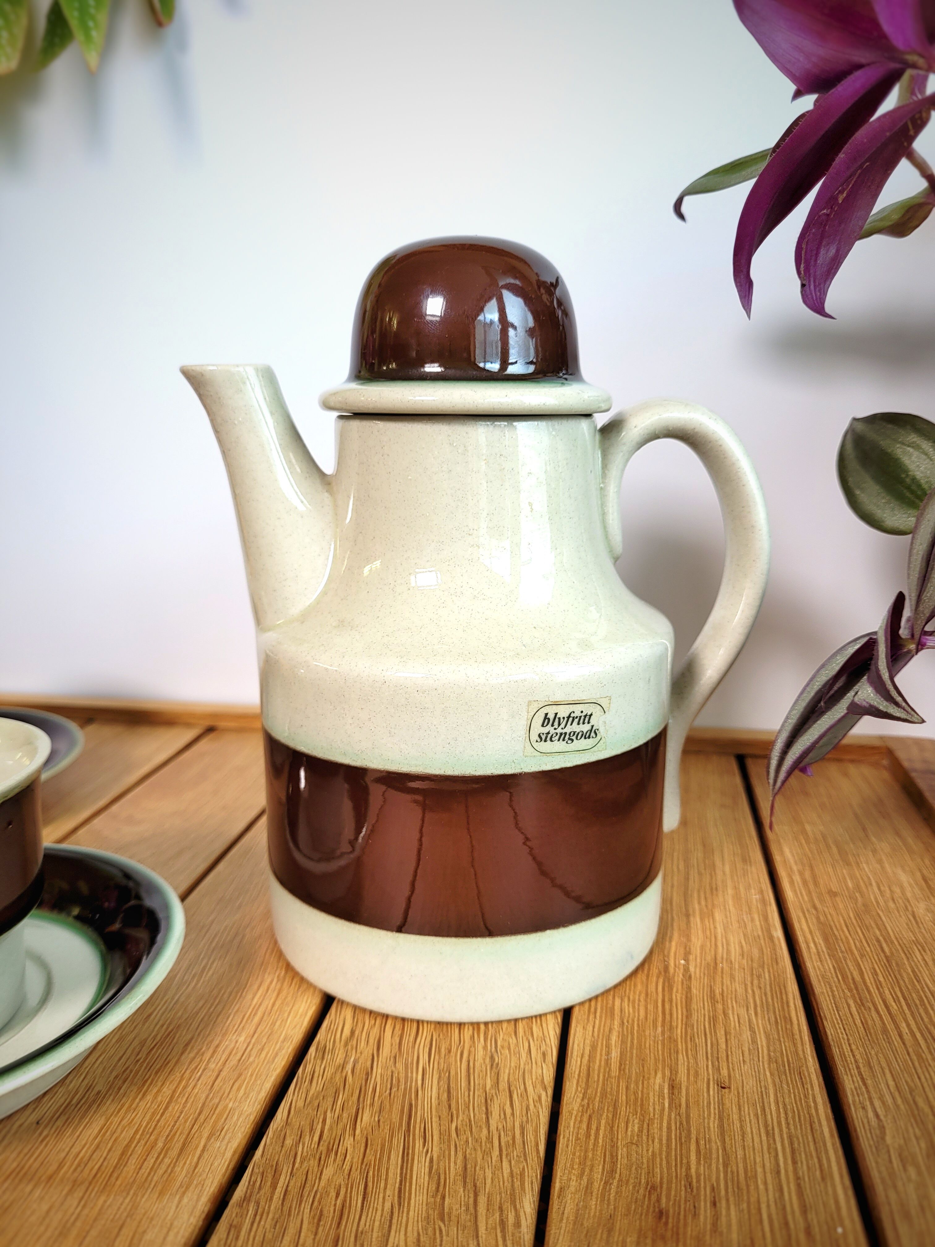 Scandinavian coffee service