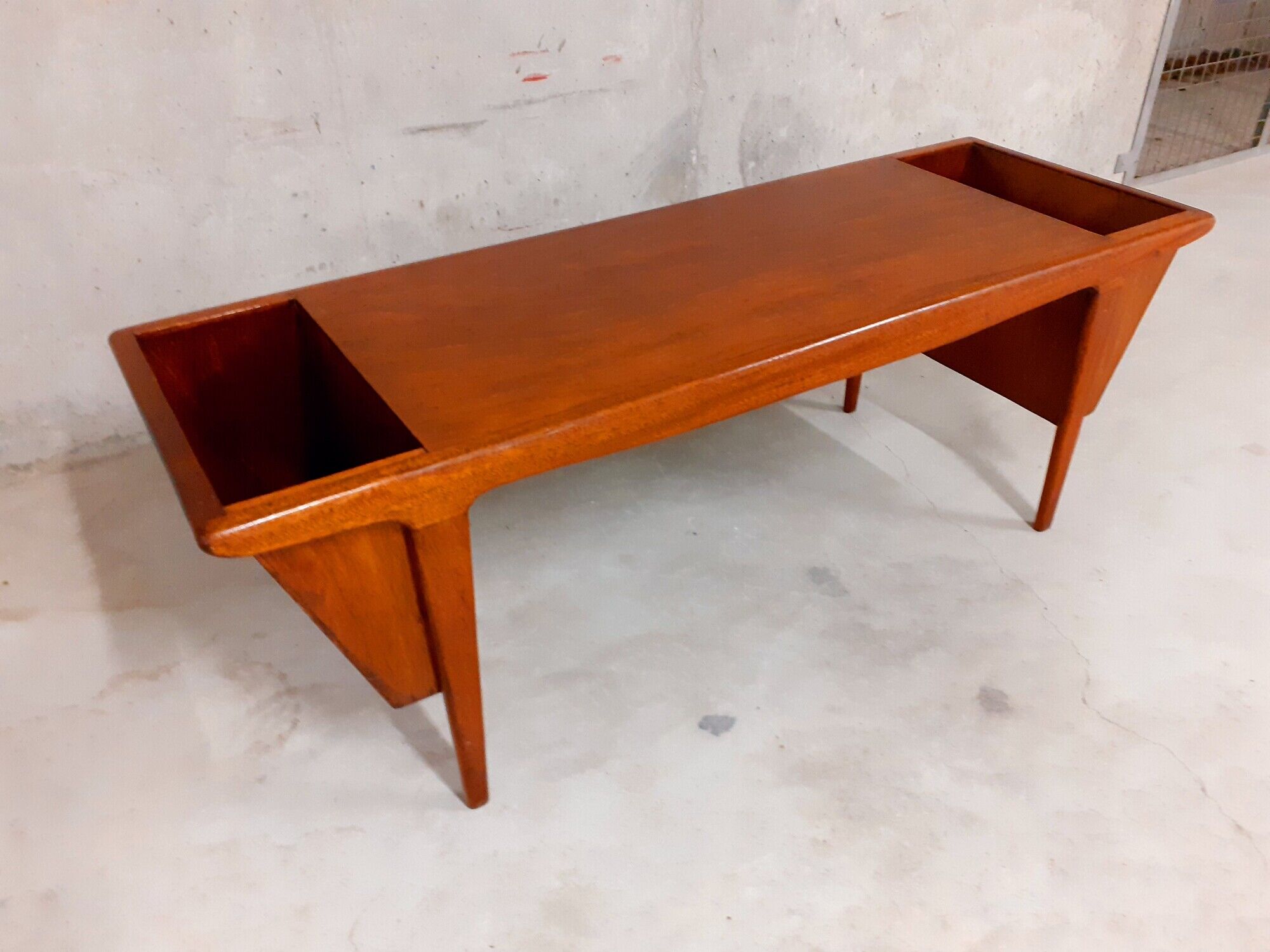 Scandinavian coffee table vintage 50s 60s in teak with magazine holders
