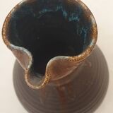 Artisanal jug with flamed interior