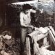 Photographie ancienne d'artisan Sabotier