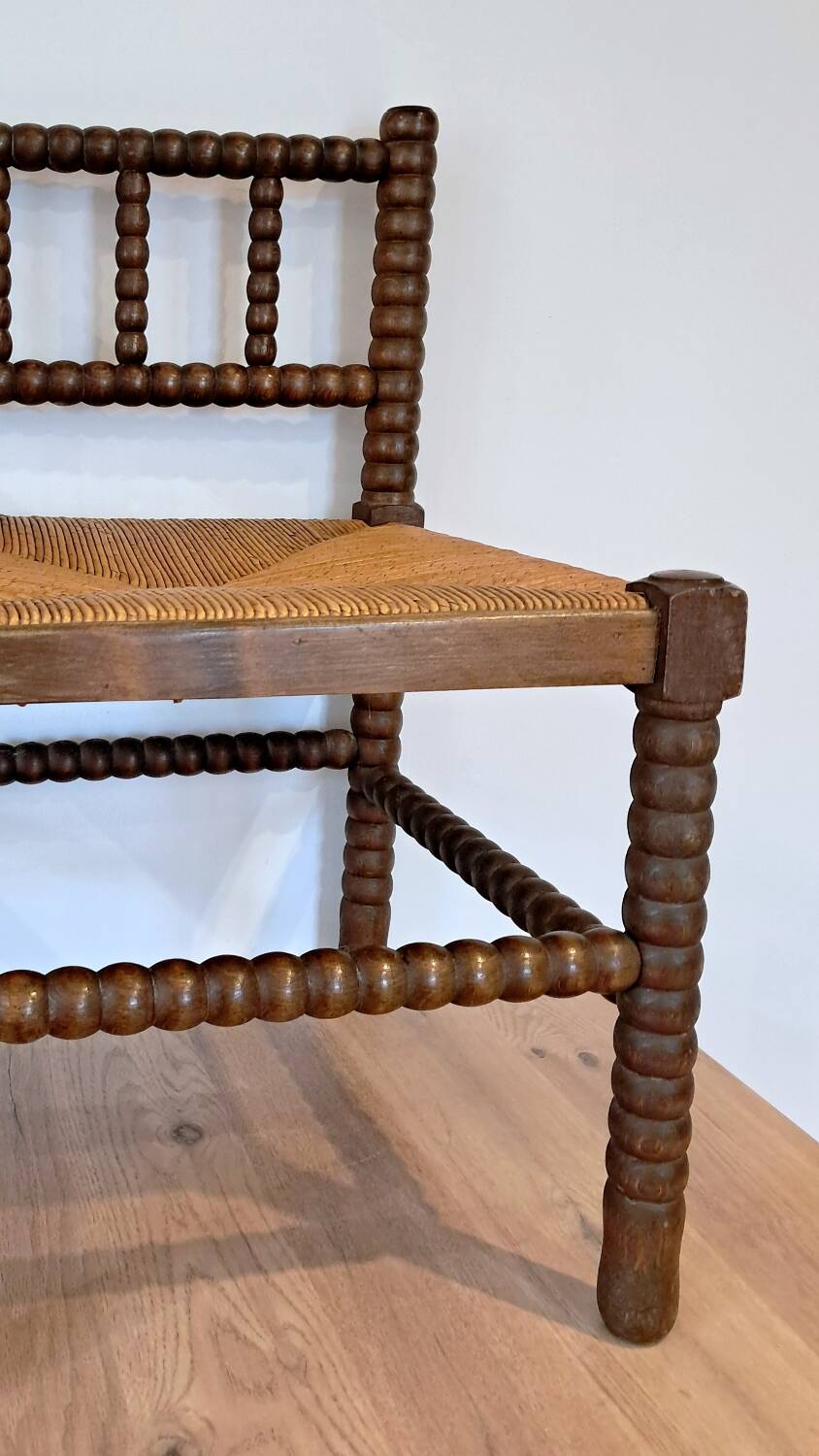 Fireplace corner chair