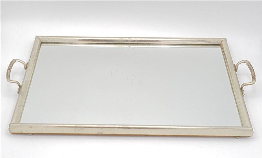 Mirror tray