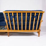 Grande banquette éventail d'angle en chêne, Guillerme et Chambron, 1970s