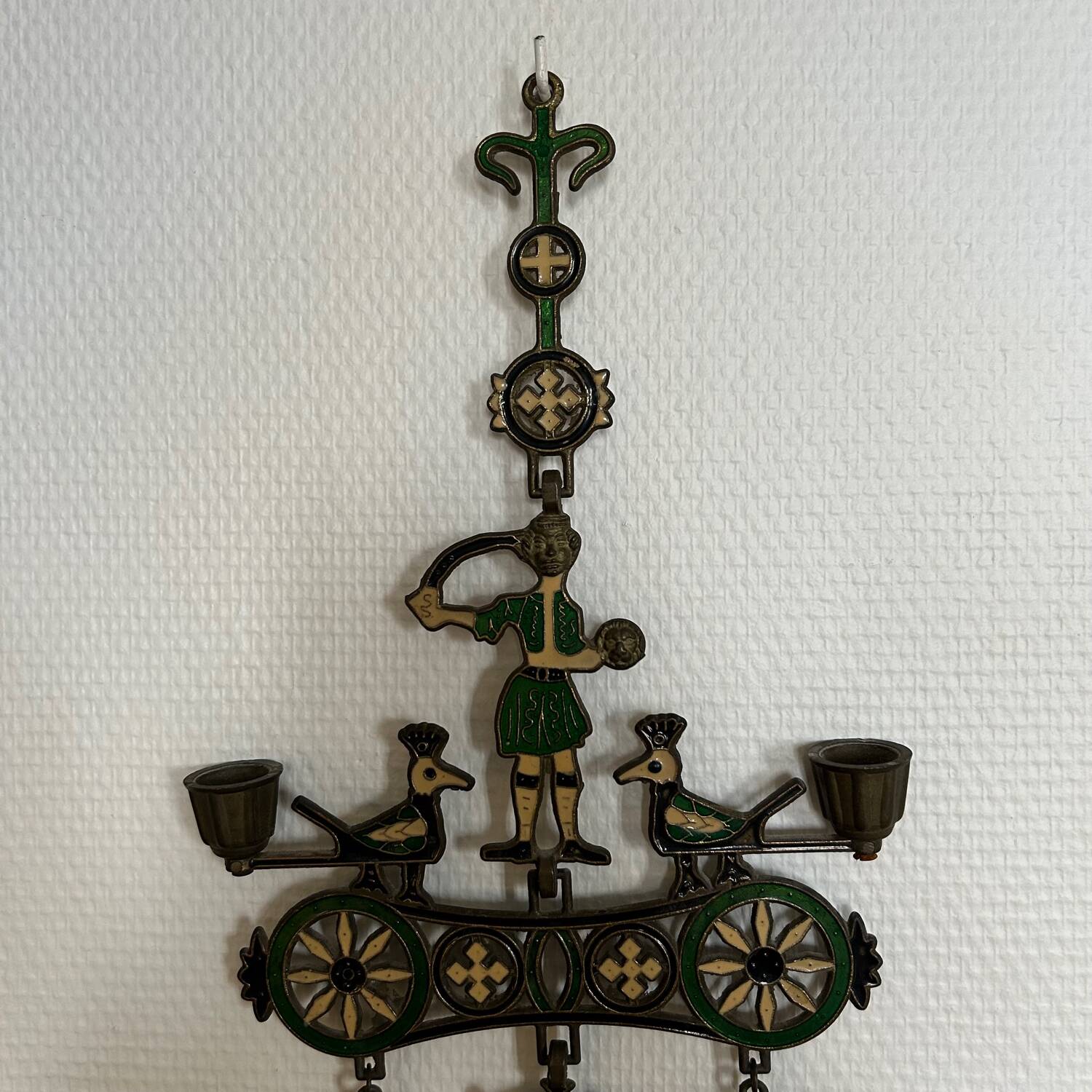 Mobile bird candle holder