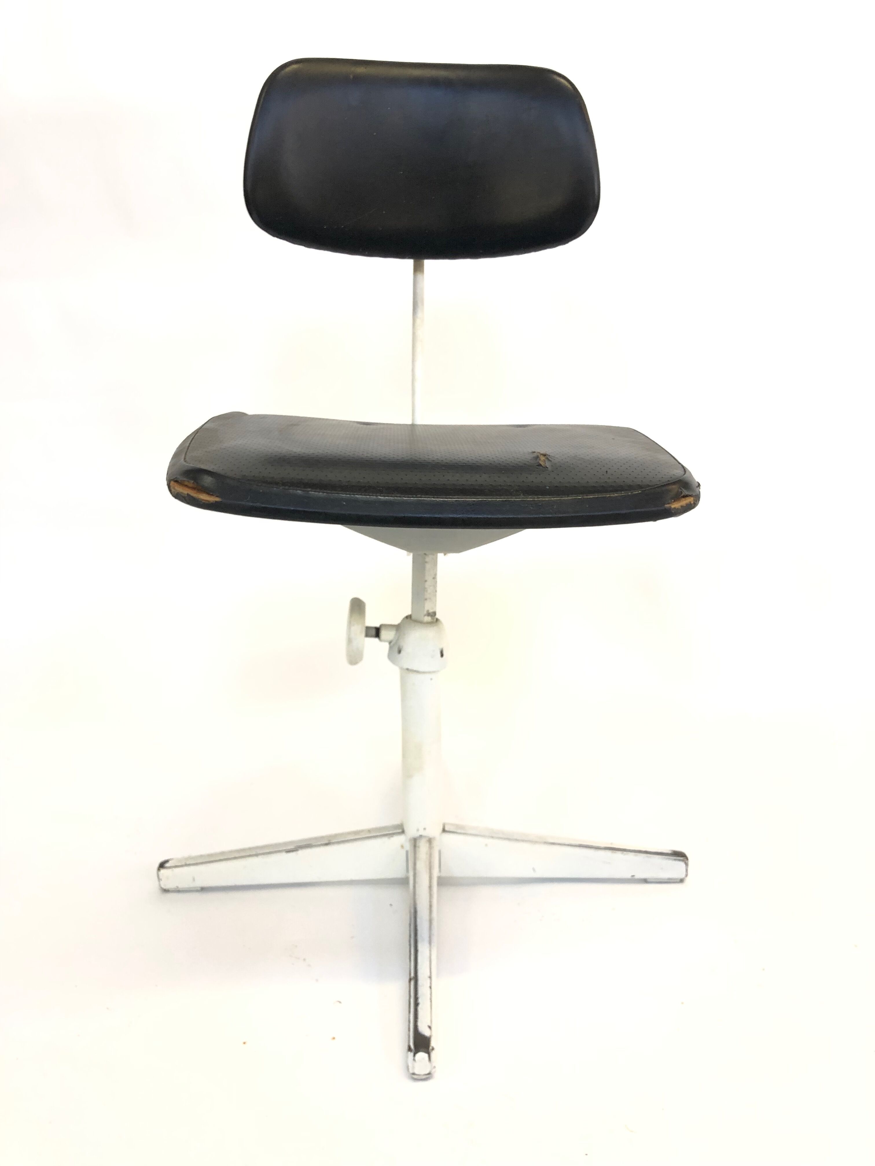 Work chair designed by Friso Kramer for Ahrend De Cirkel Netherlands
