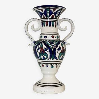 Antique Mediterranean style vase