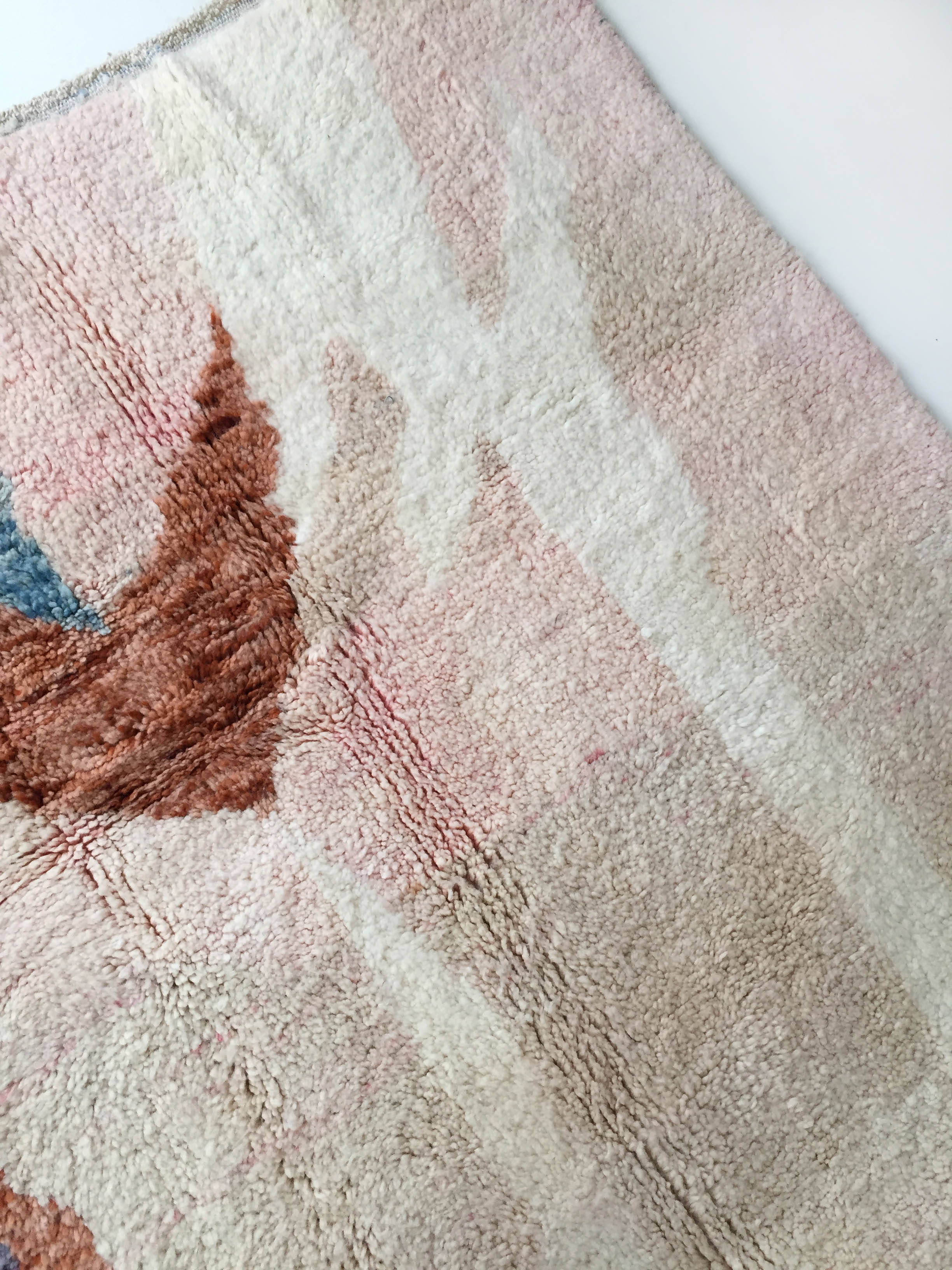 Moroccan Berber carpet Boujaad ecru and pink with colorful patterns 250x160cm