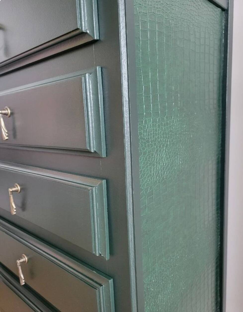 Chiffonnier vert phtalo