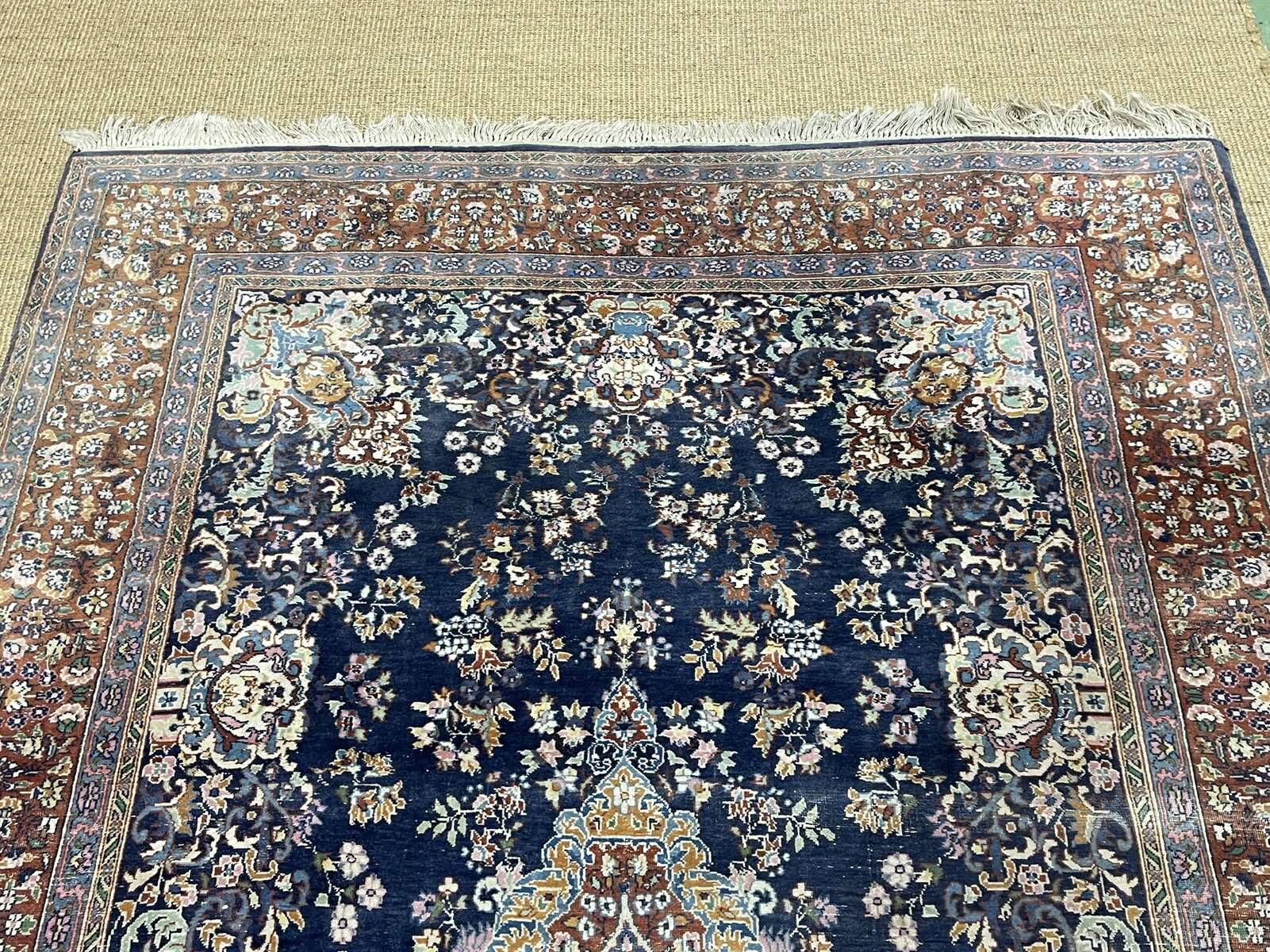 Handmade wool Iranian carpet - 2.45m x 1.40m