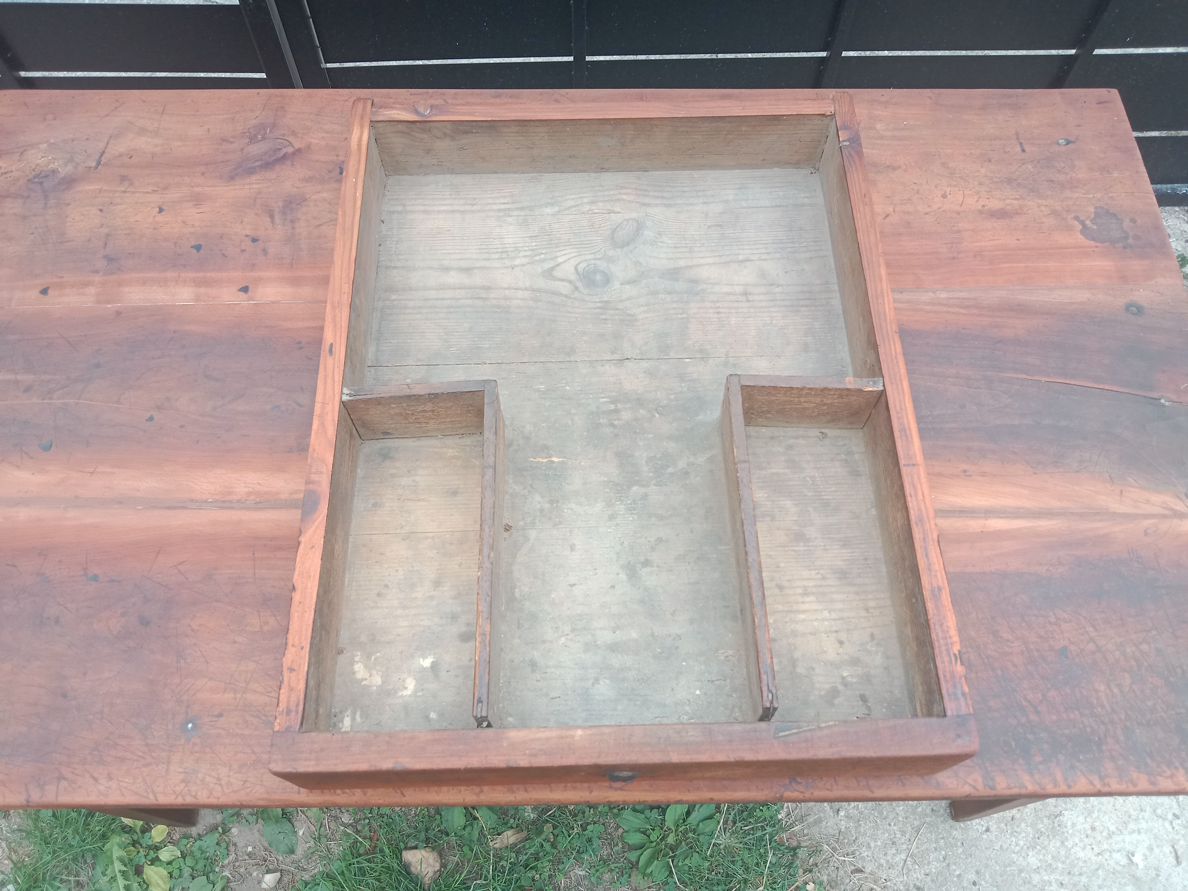 Farmhouse table