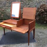 Vintage Scandinavian teak dressing table with 1 drawer 1 flap and its swivel mirror.
