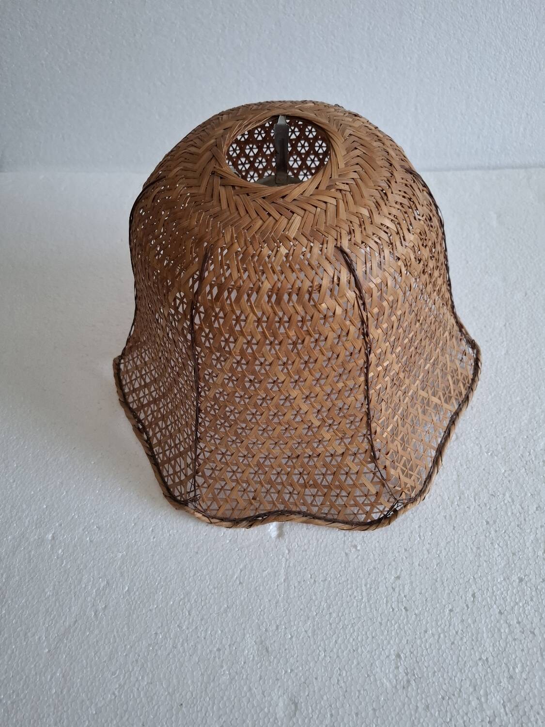 Tulip rattan pendant light