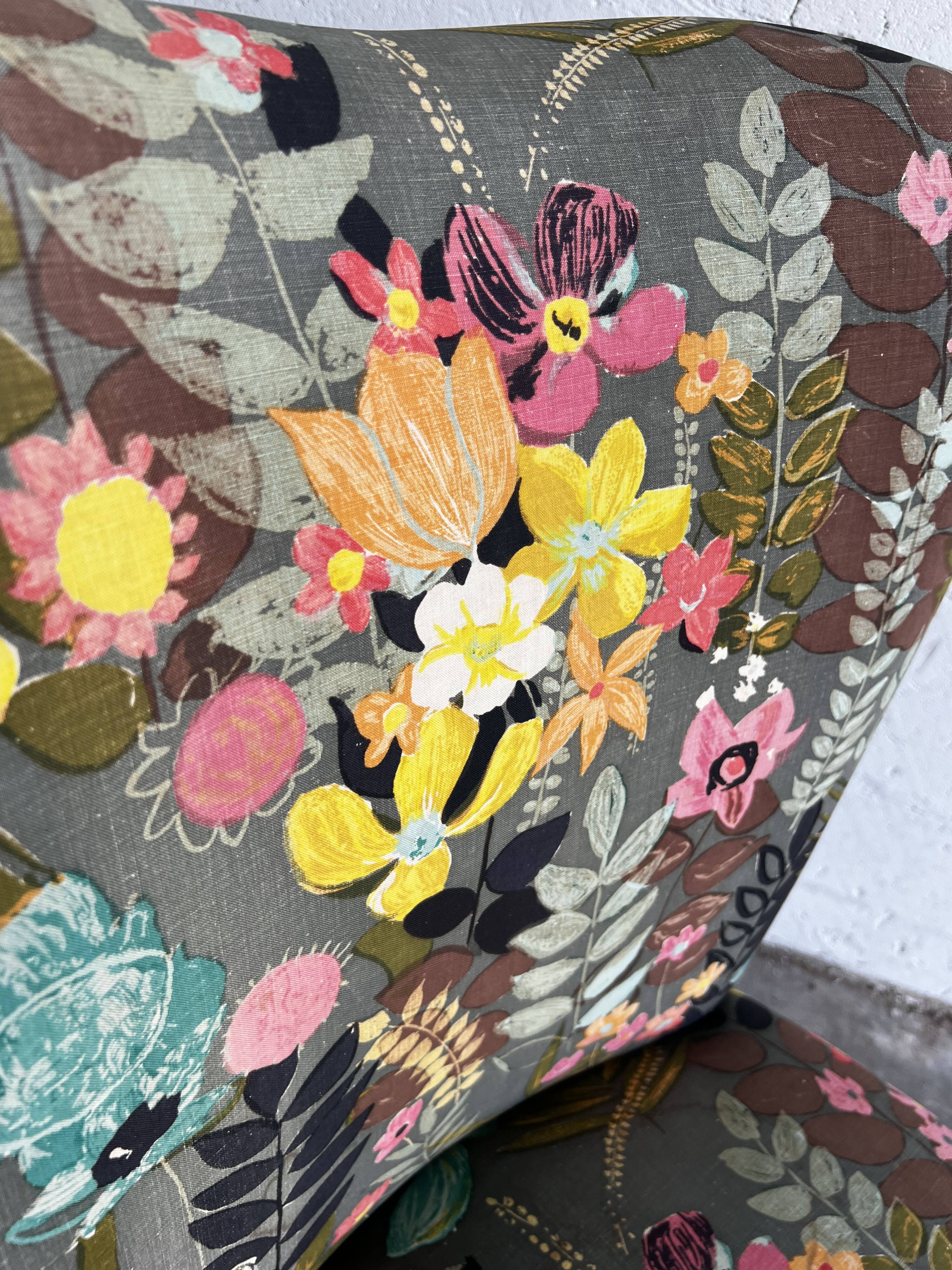 Vintage Floral Cocktail Chair/Single Seat/Armchair