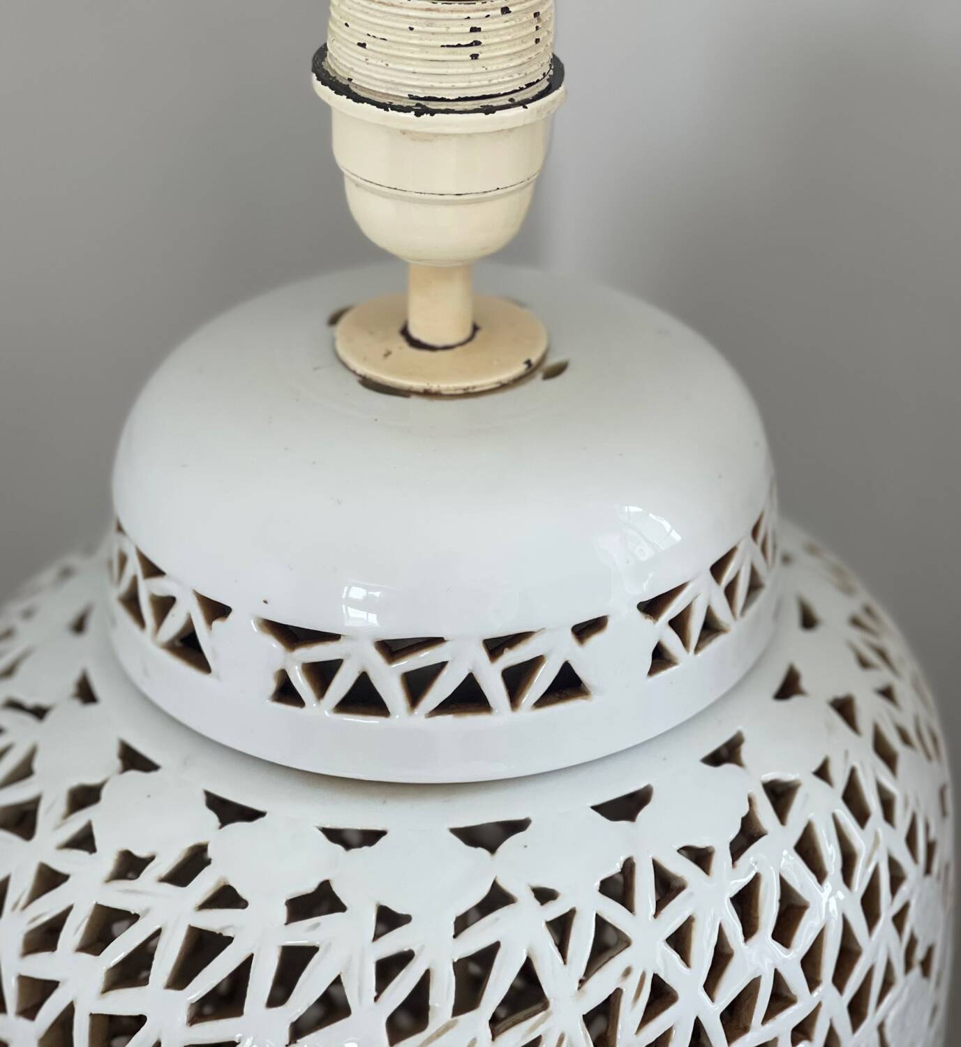 Porcelain lamp base 1950