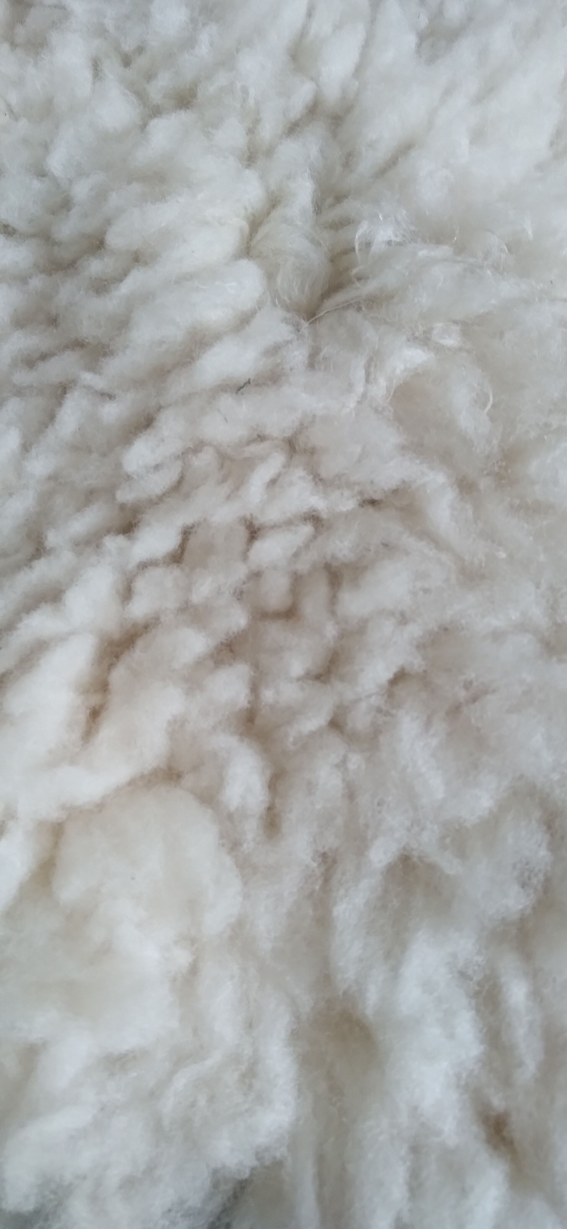 Natural sheepskin 130 x 95 cms
