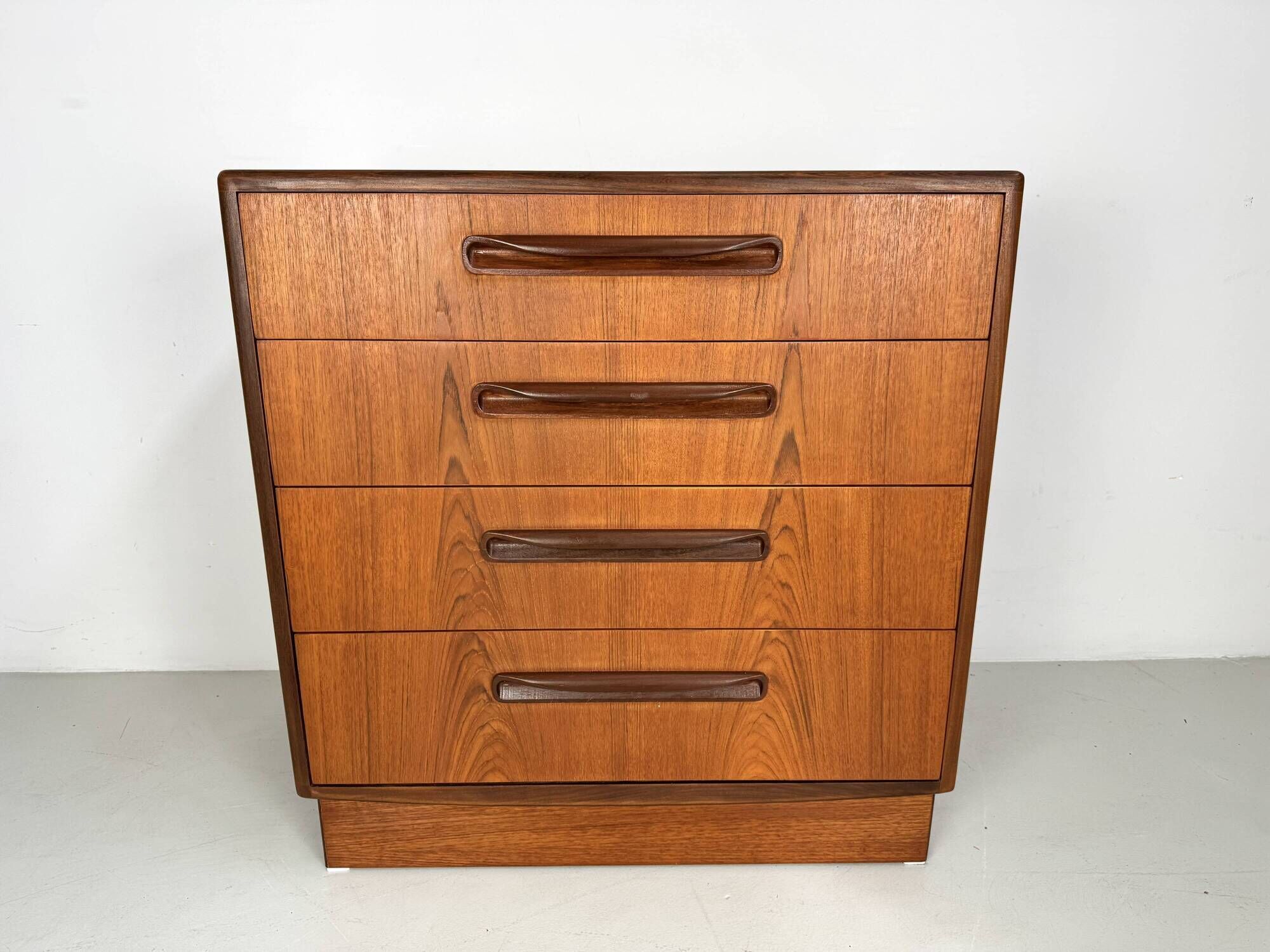 Vintage "Fresco" chest of drawers by G-Plan design V.Wilkins from the 1960s