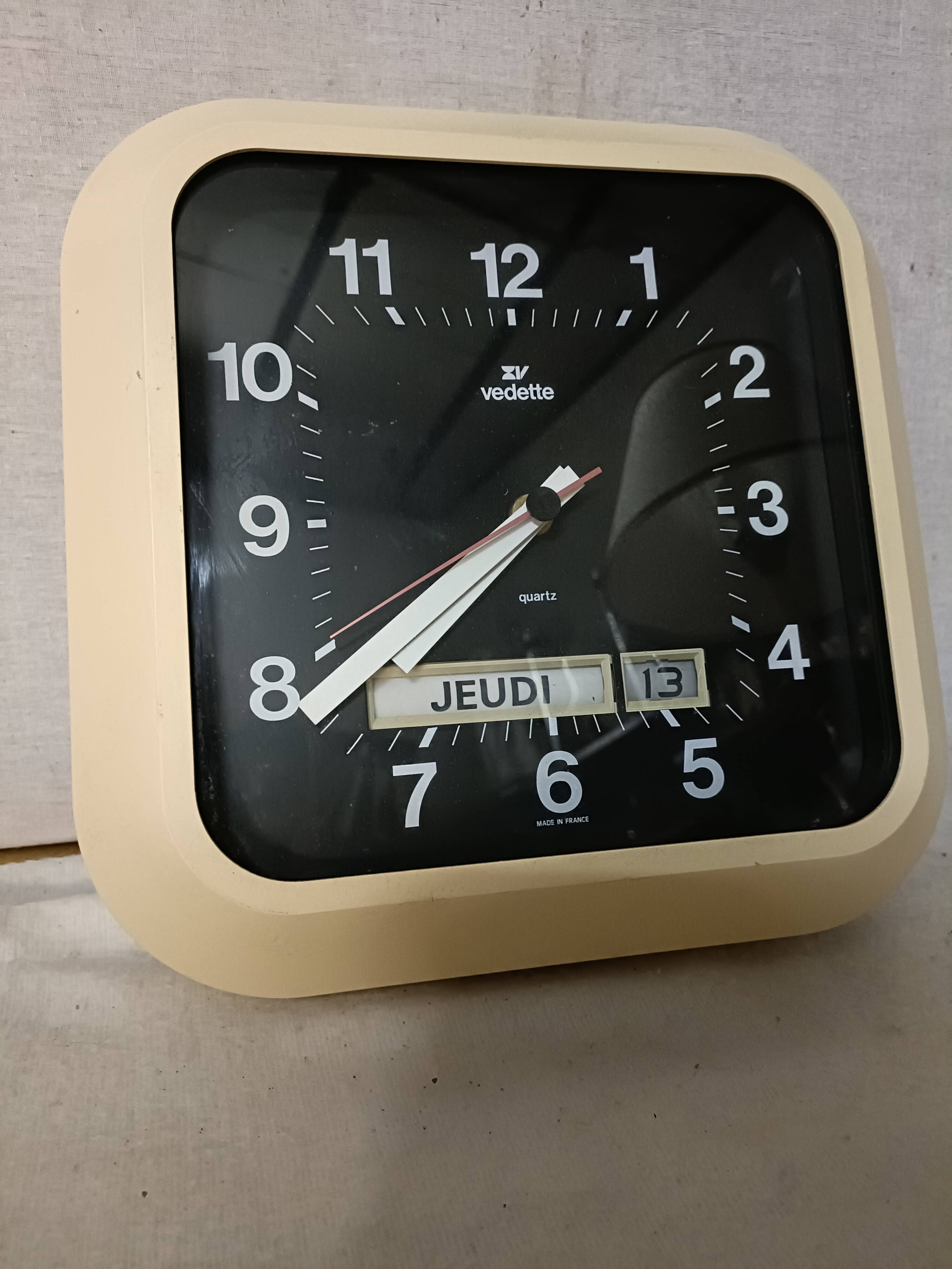 Vintage "star" wall clock