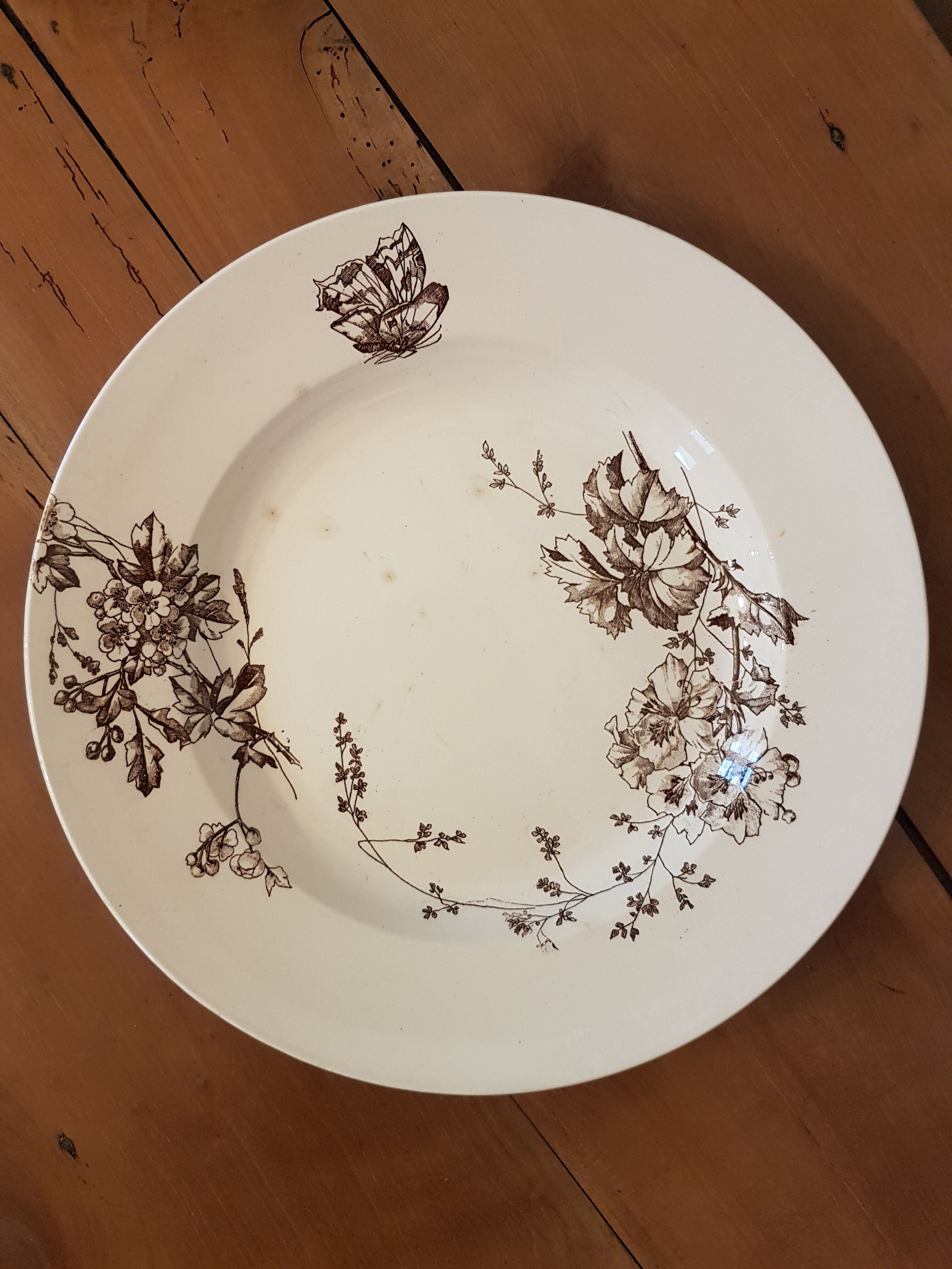 Serving dish manufacture J.Vieillard & Cie