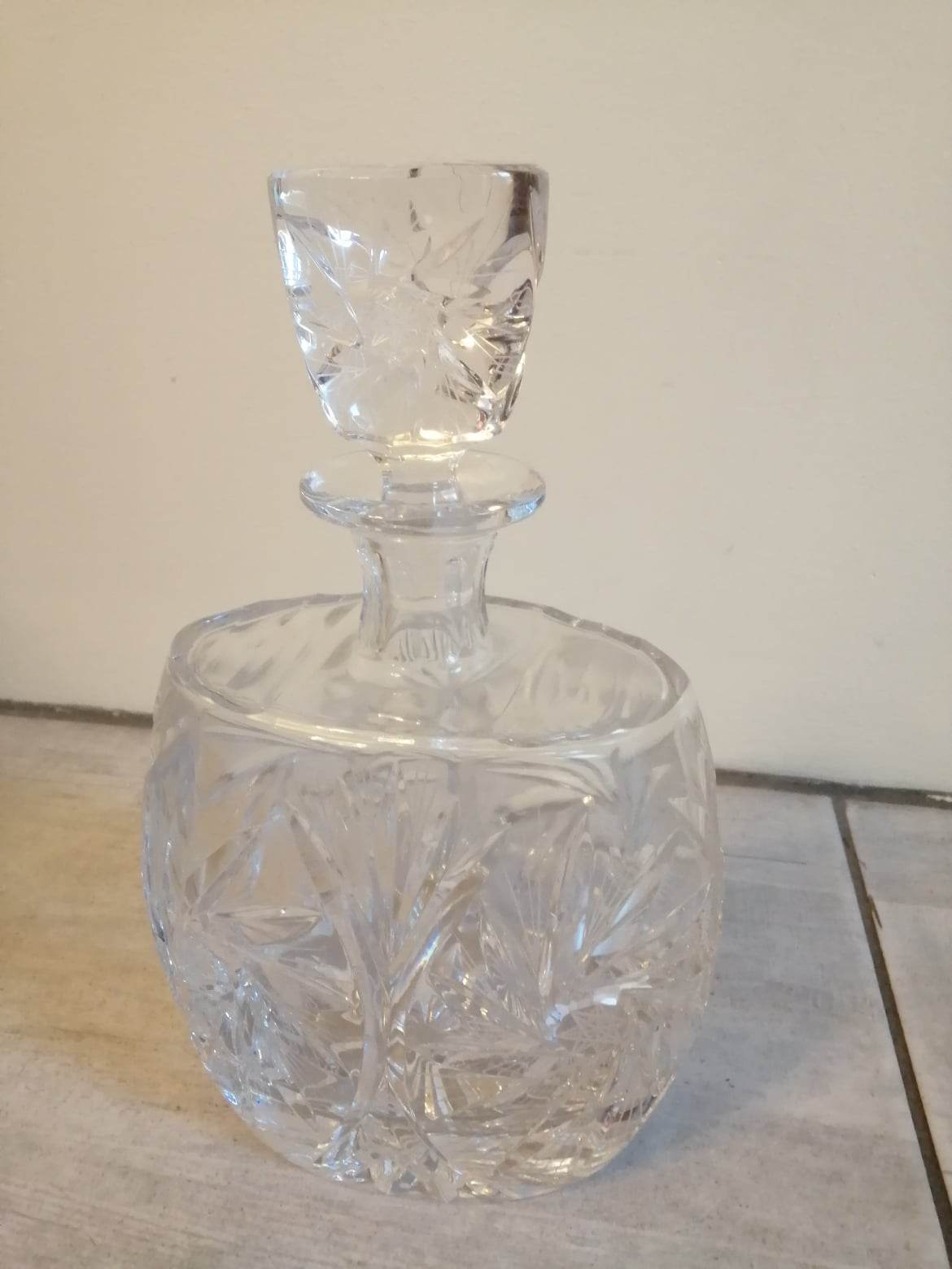 Oval Whisky Carafe in Cut Crystal