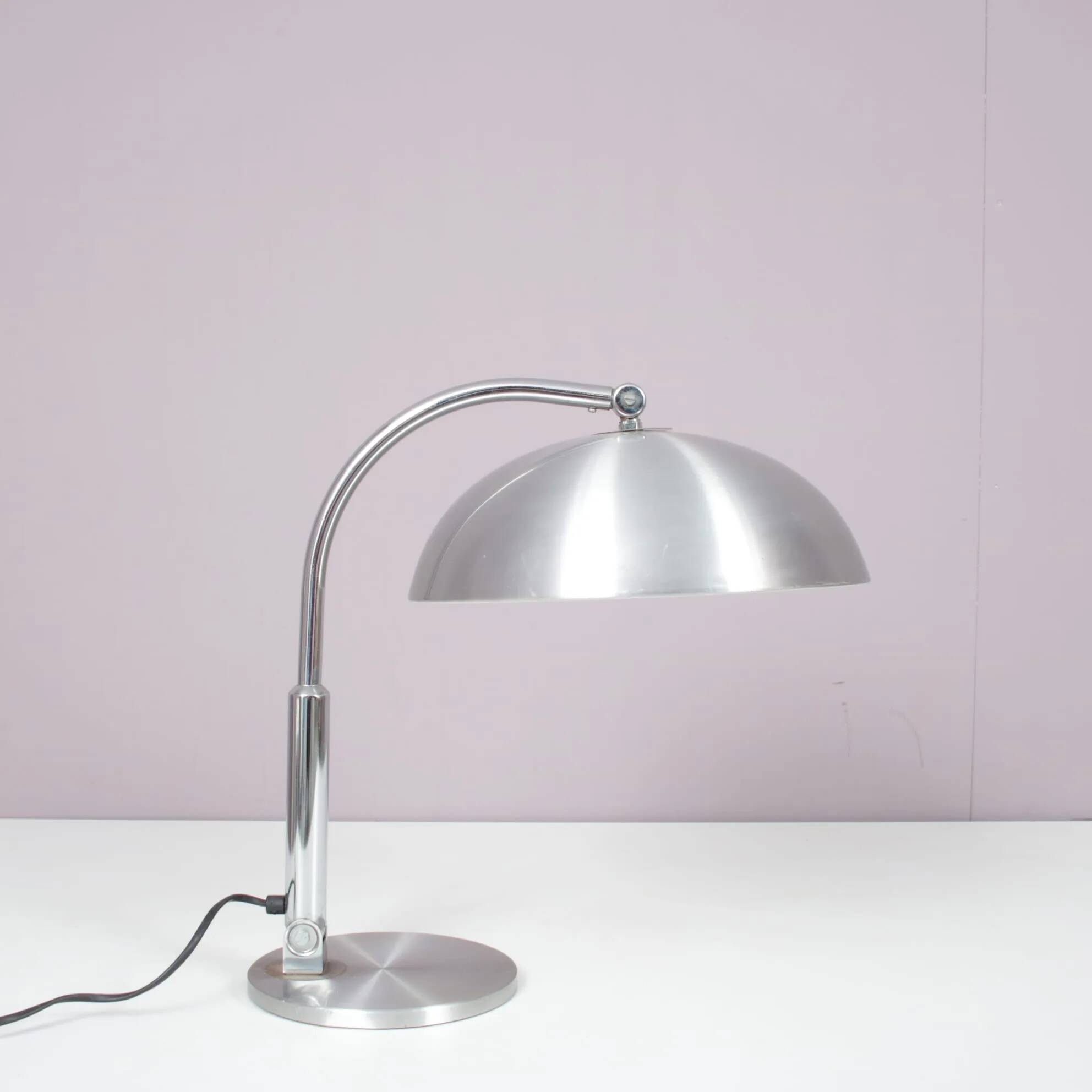 Lampe de bureau de style Bauhaus des années 1950, conçue par H. Busquet pour Hala (Pays-Bas).