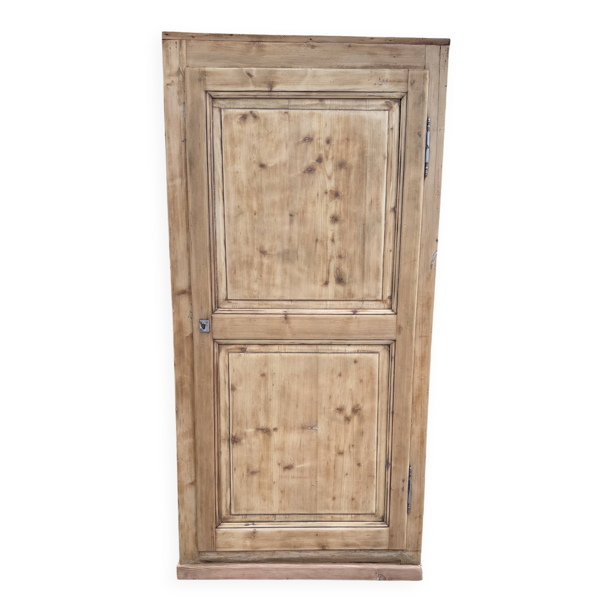 Armoire ancienne bois rénovée