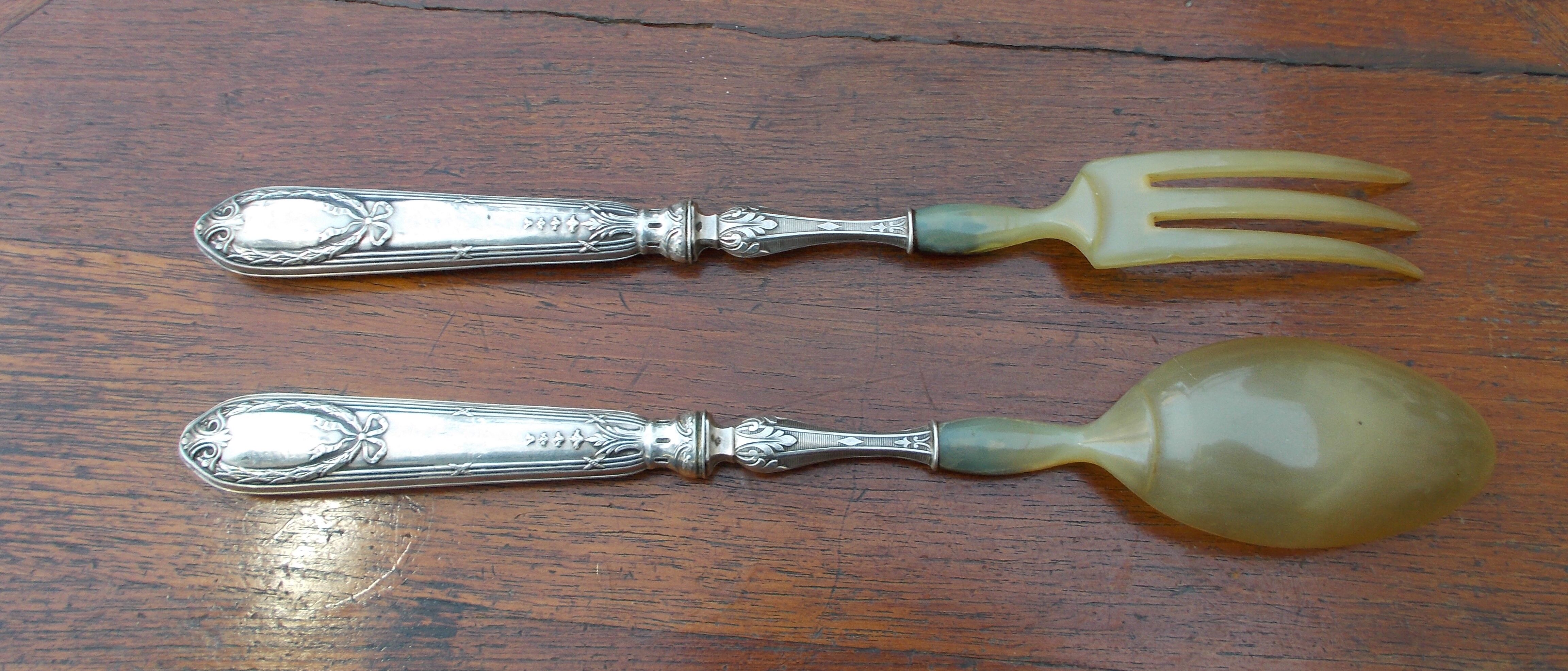 Service salad old handle silver stuffed punches Minerva