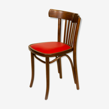 Bistro chair with a studded seat