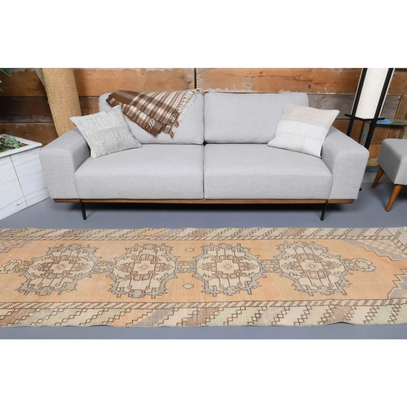 Tapis de couloir vintage turc Oushak fait main en laine et coton orange