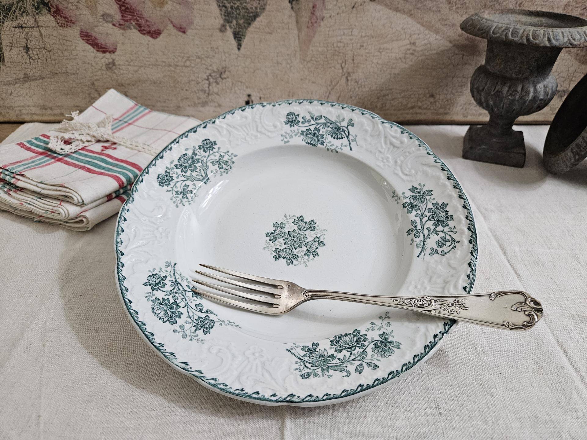 Terre de Fer soup plates