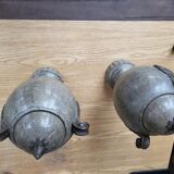 Paire de vases avec couvercle