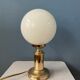 Set de 2 lampes de bureau en verre opalin doré vintage