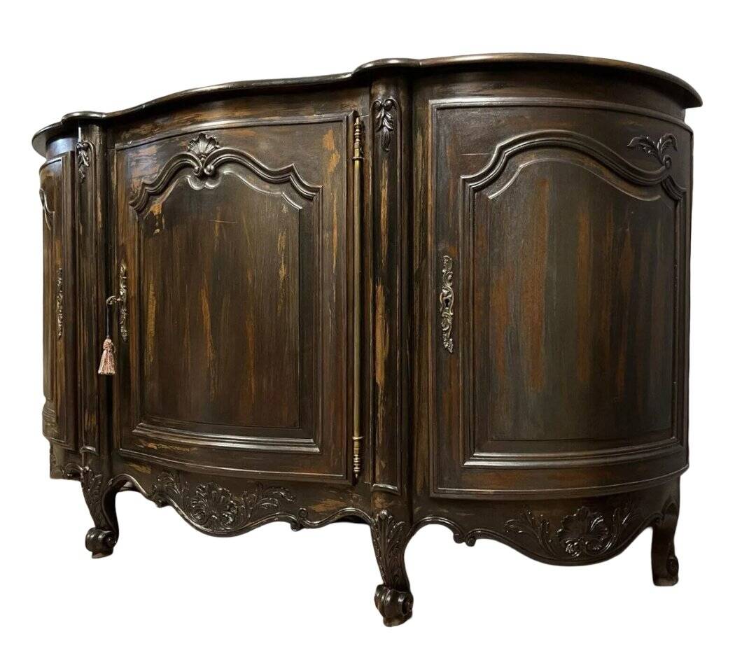 Buffet in a row in lacquered wood and stained wood in Louis XV style.