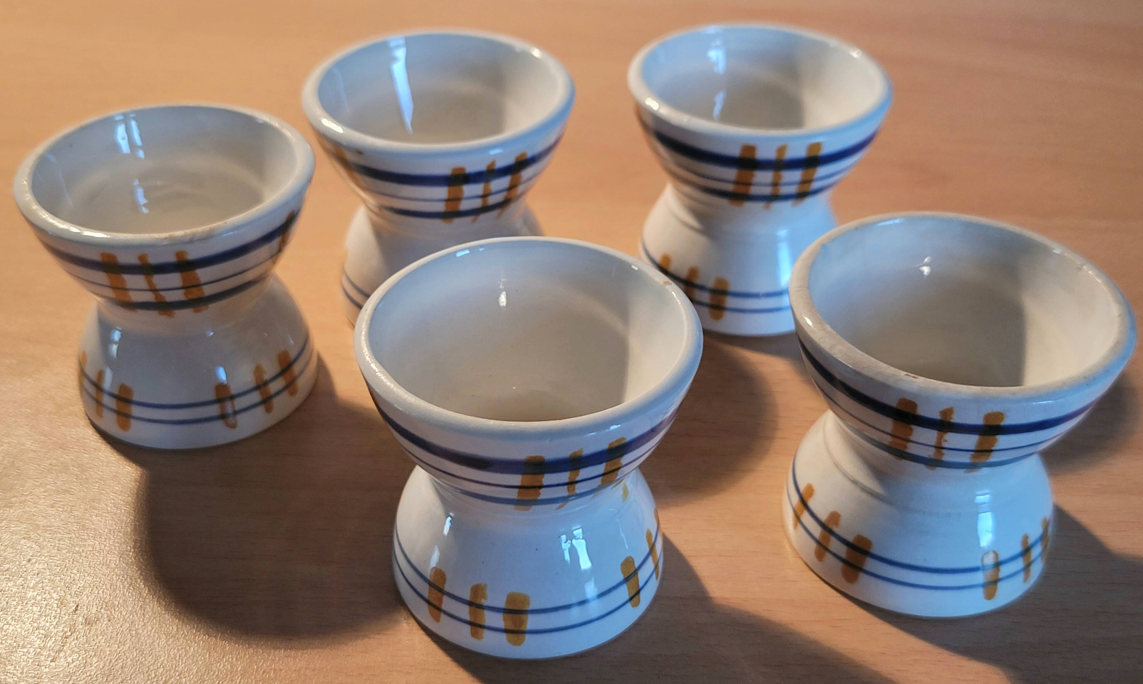 5 devil's egg cups in earthenware, Poitou model from Sarreguemines.