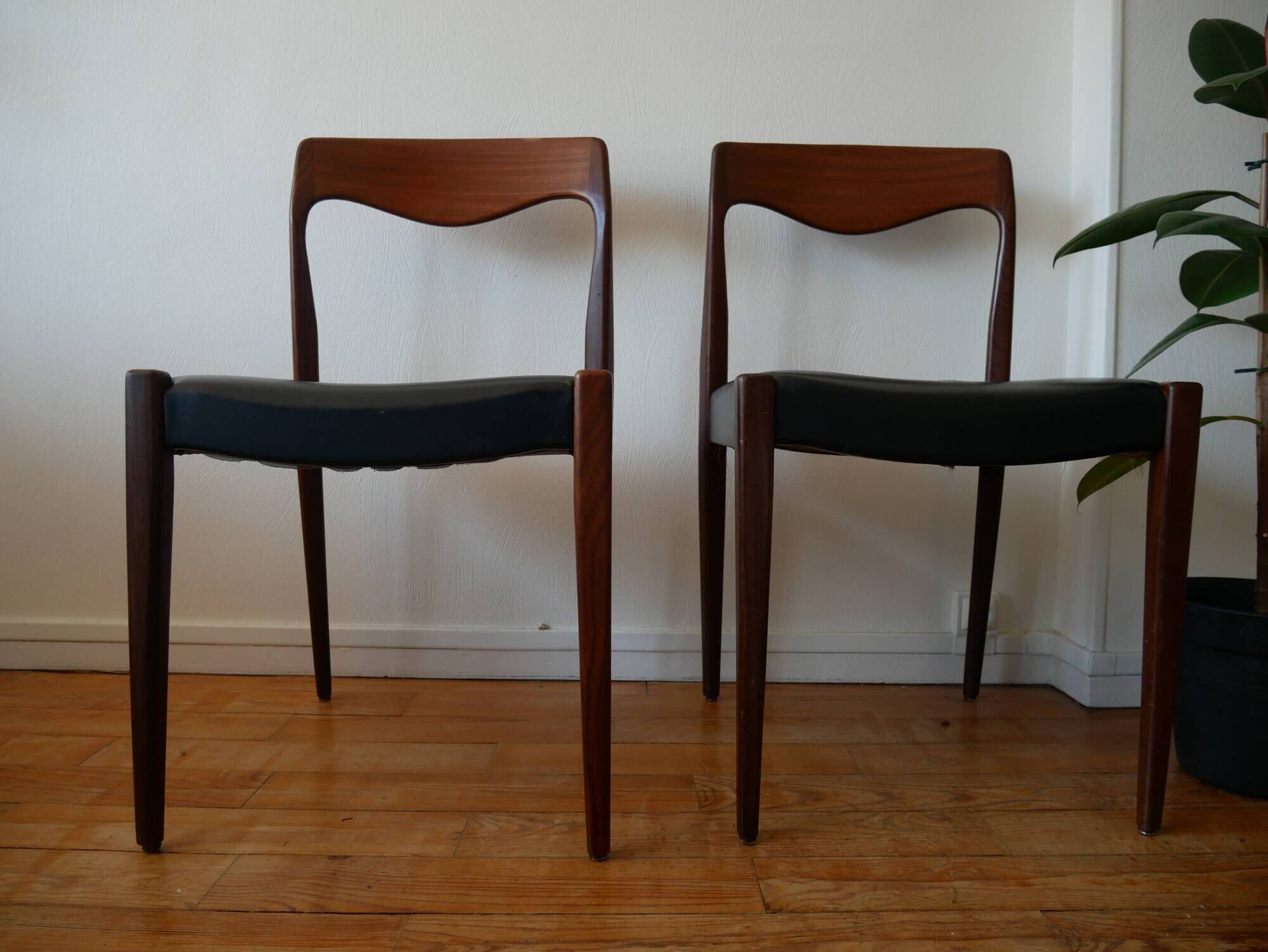 Pair of Scandinavian teak chairs by Niels O. Moller circa 1950