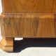 Commode en noyer et ronce de noyer style Louis Philippe