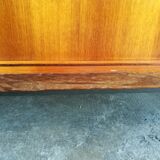 Vintage row sliding doors