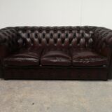 English style brown leather chesterfield sofa