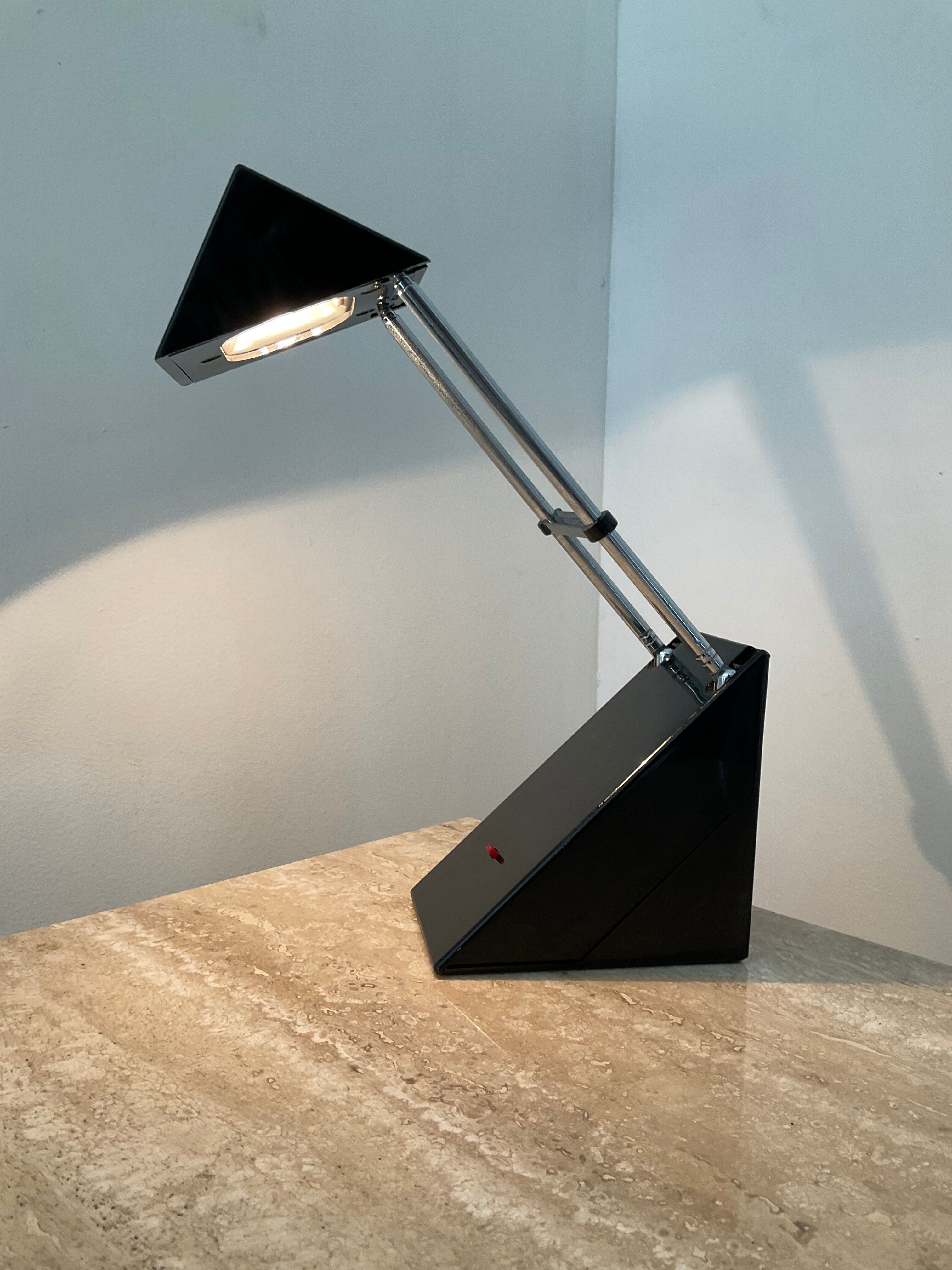 Vintage telescopic articulated lamp