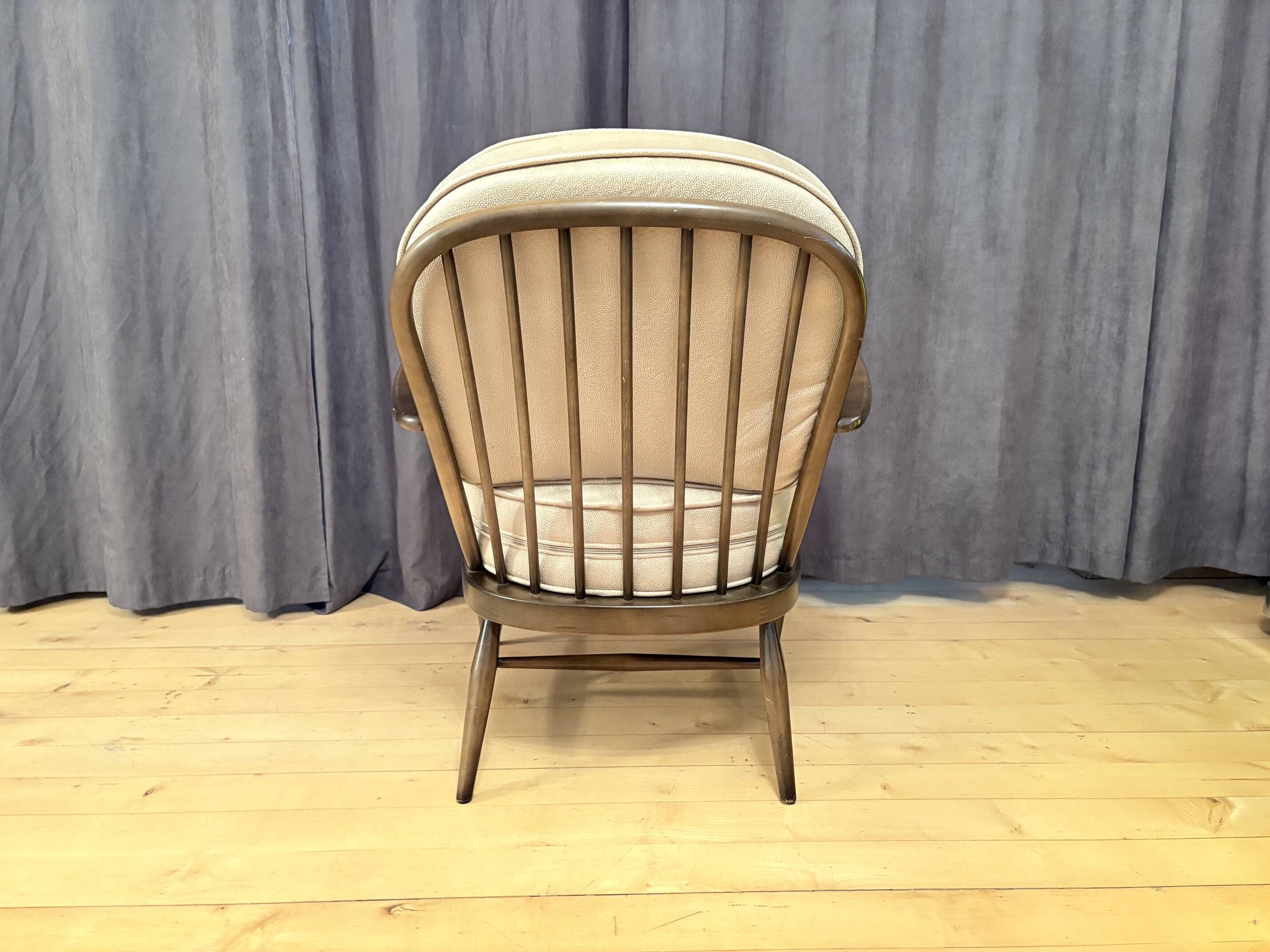 Windsor Armchair by Lucian Ercolani, Ercol, UK, 1960s