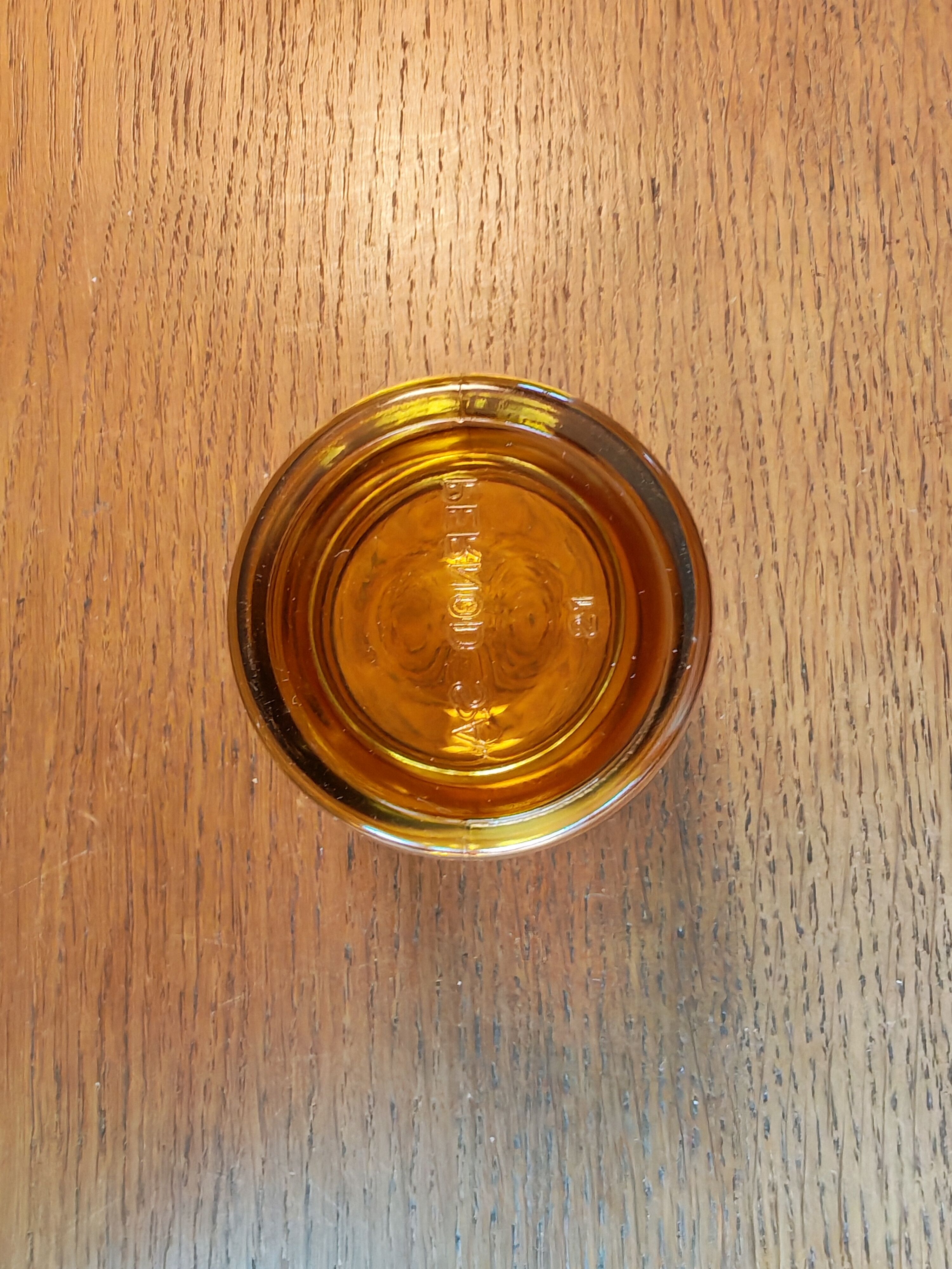 Lot de verres vintage ambre