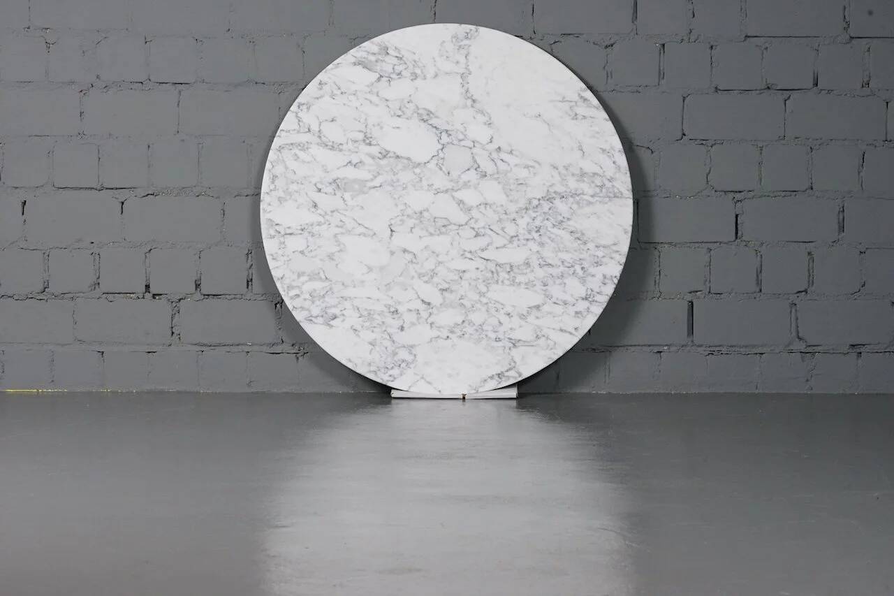 Tulip dining table by Eero Saarinen for Knoll Int. ⌀ 91.5cm