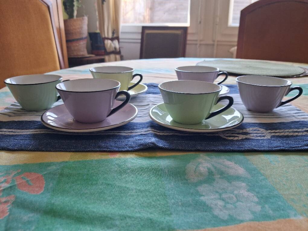 4 cups and saucers Moulin des Loups