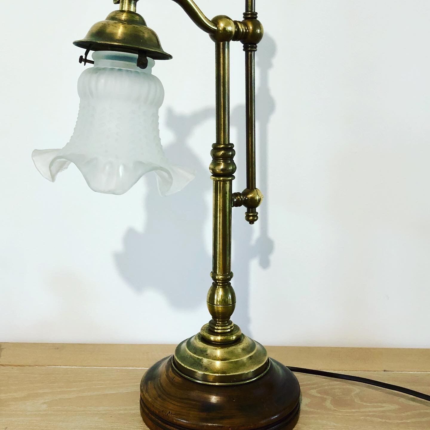 Tulip lamp