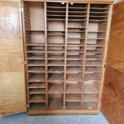grand meuble de rangement ancien en bois